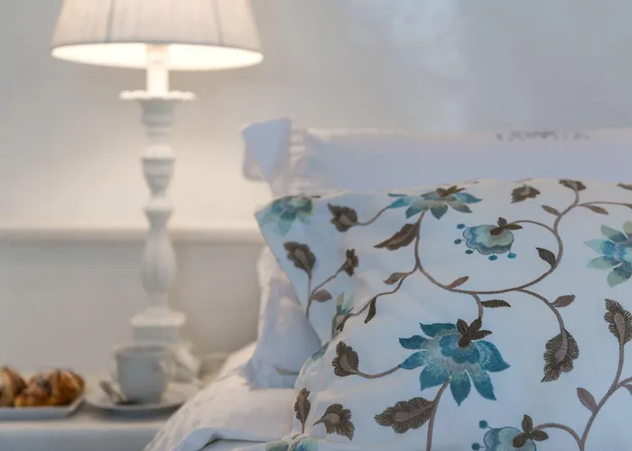 Hotell Anteliz Fira (Santorini)