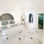 Anteliz Fira (Santorini)