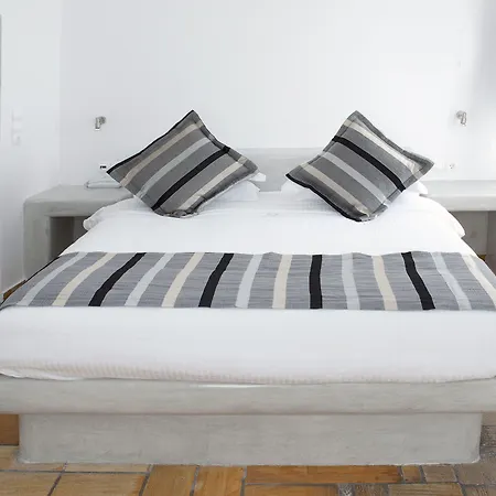 Anteliz Hotel Fira (Santorini)