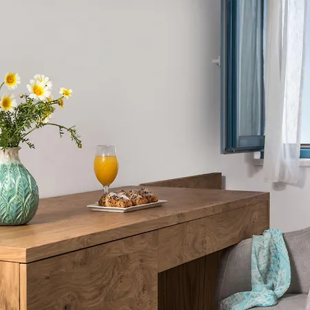 Anteliz 4* Fira (Santorini)