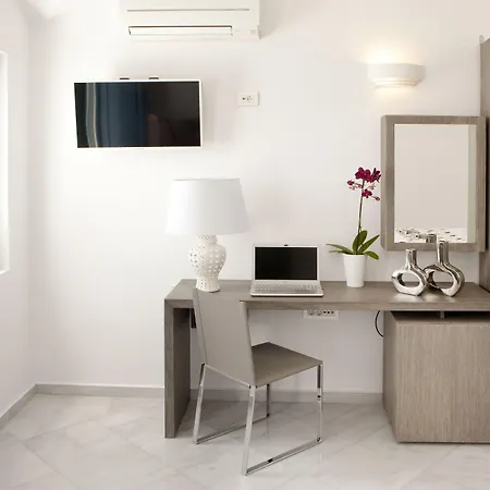 Hotel Anteliz Fira (Santorini)