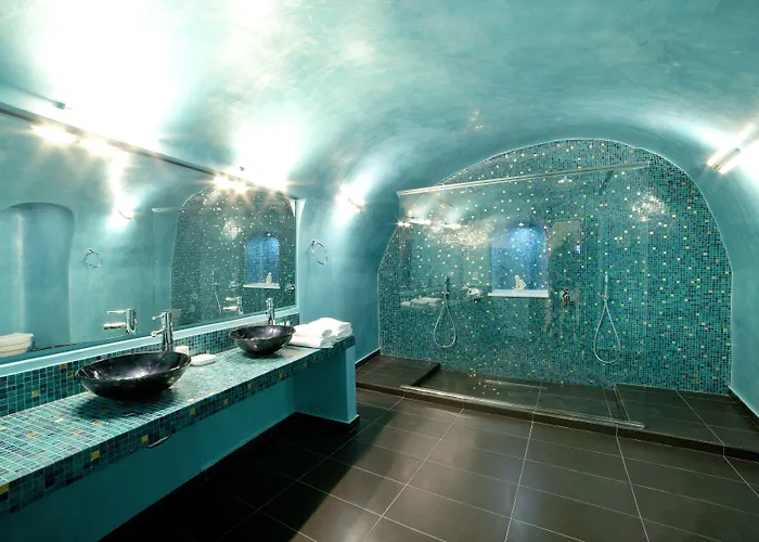 Anteliz 4* Fira (Santorini)